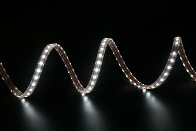 LED pás - studená biela